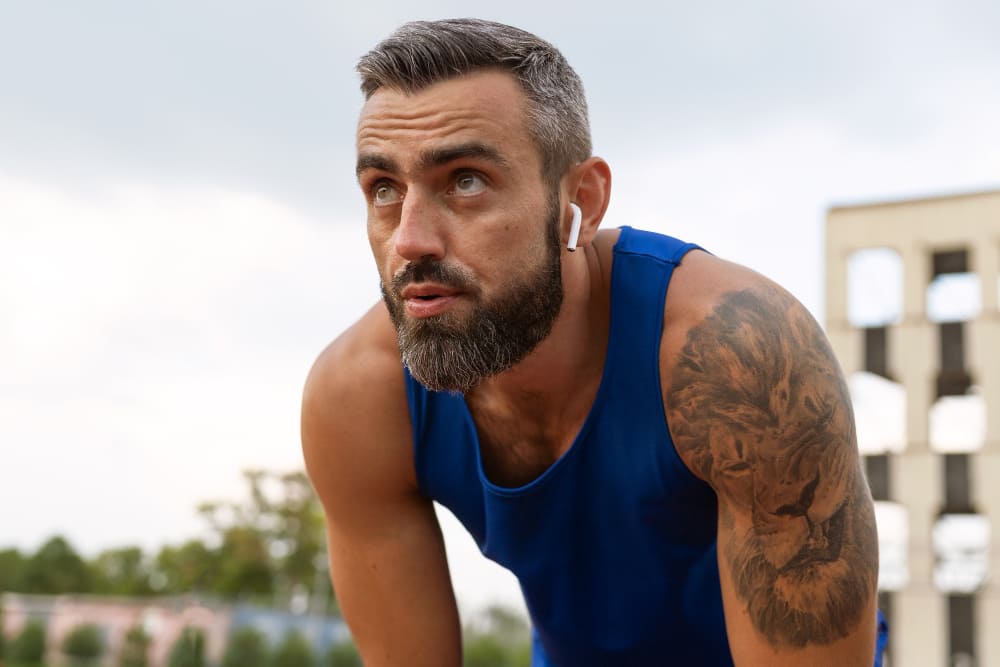 Cómo prepararte para tu primer 10K: guía para gymbro y gymsis principiantes